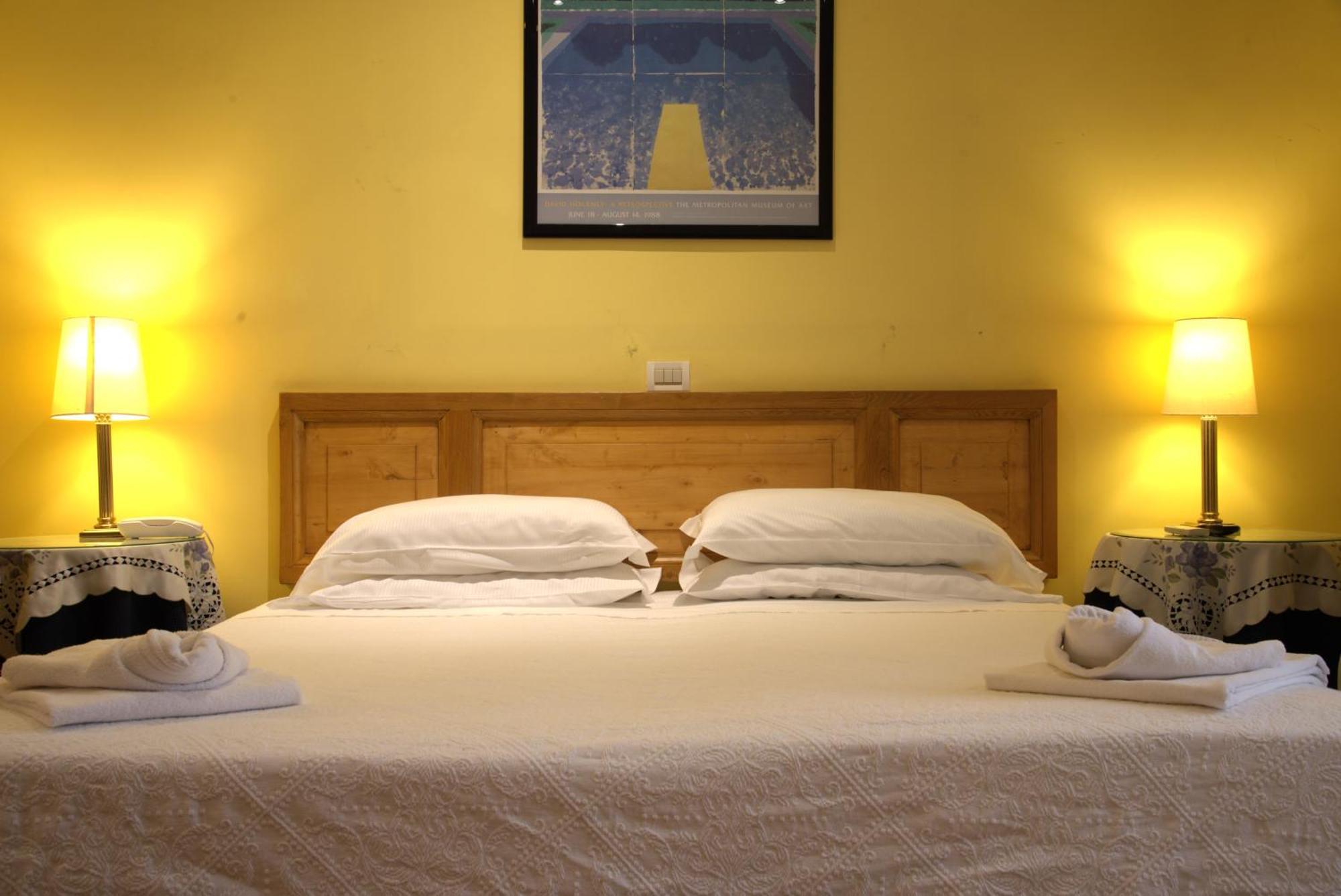 Hotel Locanda Cairoli Рим Экстерьер фото